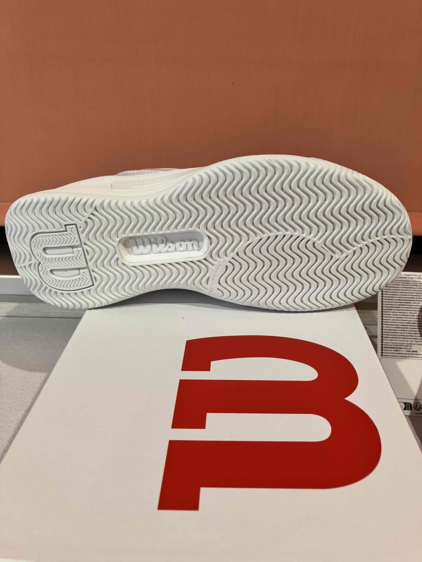 ウイルソン INTRIGUE PRO (ウィメンズ)オールコート - ホワイト/ホワイト/シルバー - 画像 (3)