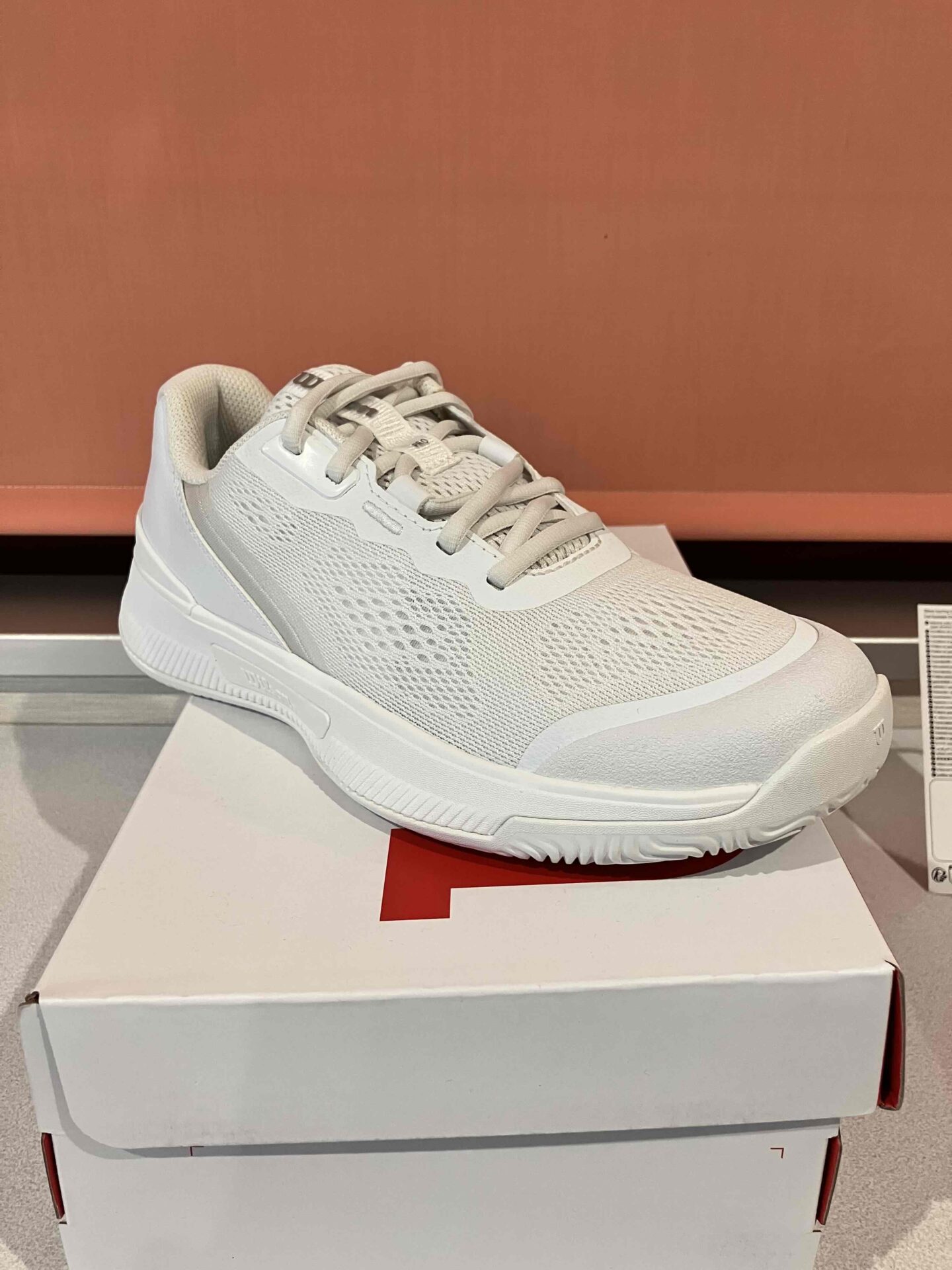 ウイルソン INTRIGUE PRO (ウィメンズ)オールコート - ホワイト/ホワイト/シルバー - 画像 (4)